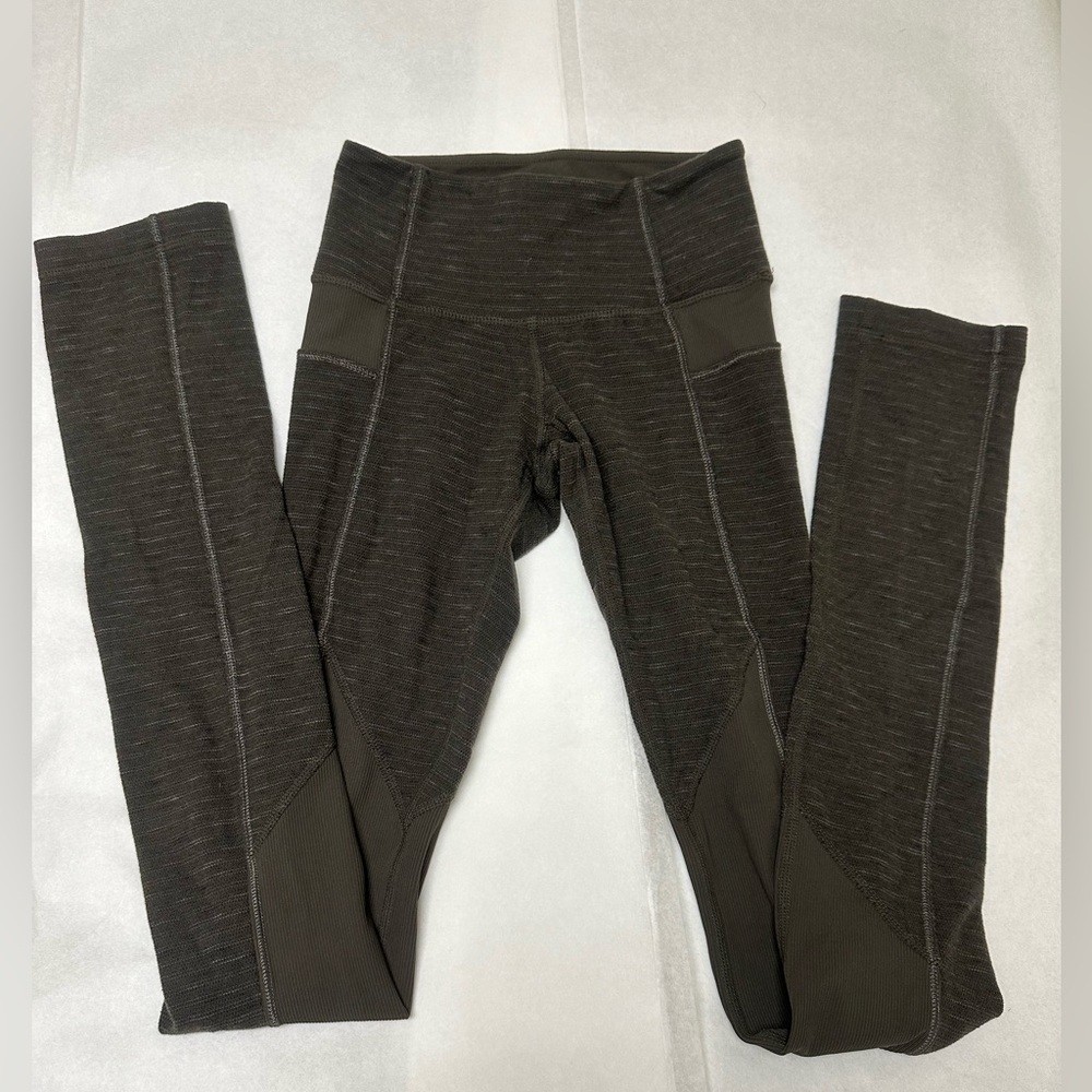 Lululemon Dark Green Striped Rib Knit Accents Mid-Rise Leggings💚 - Picture 1 of 7
